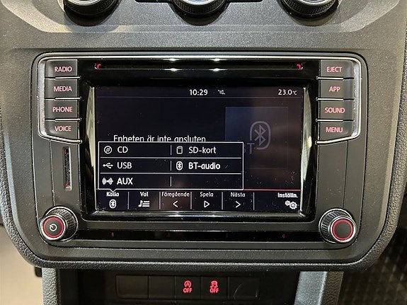 Vehicle Image 23