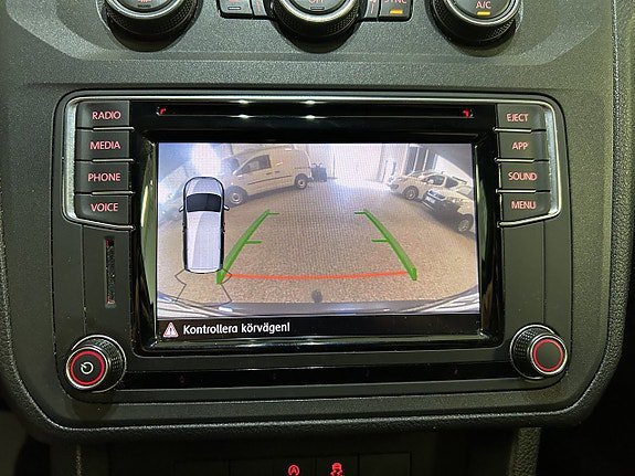 Vehicle Image 26