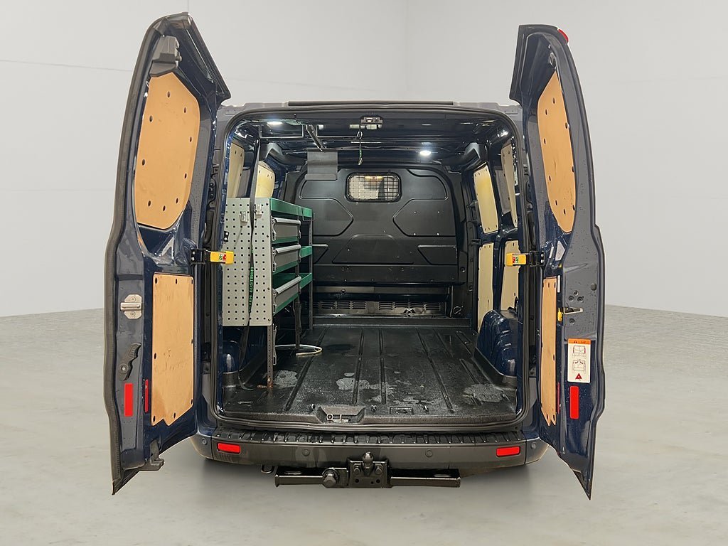 Vehicle Image 13