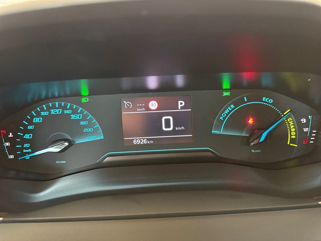 Vehicle Image 13