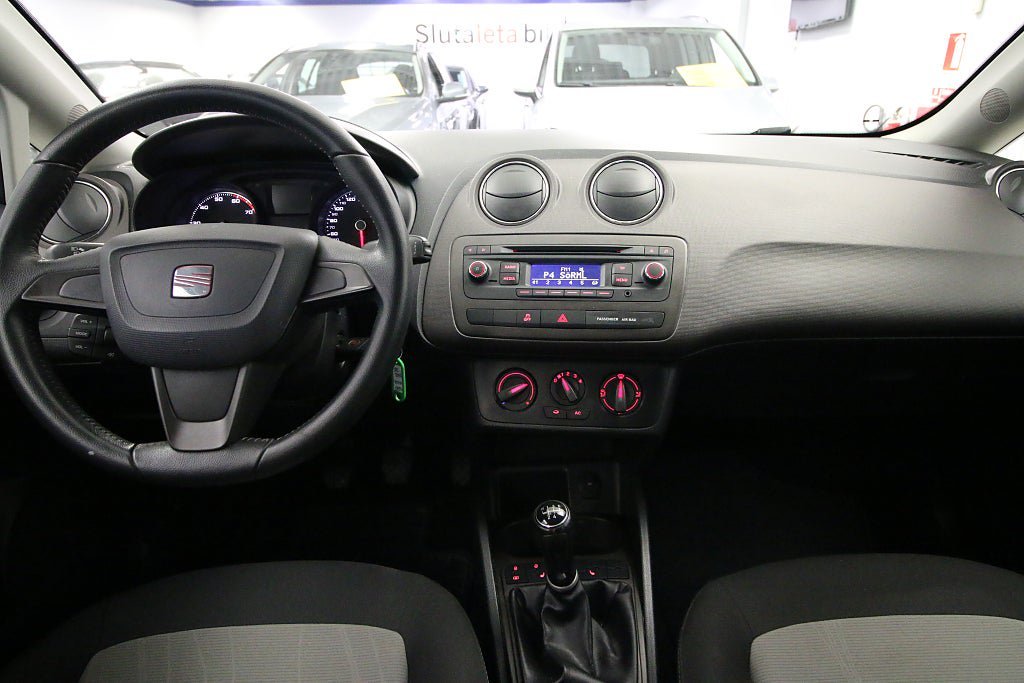 Vehicle Image 14