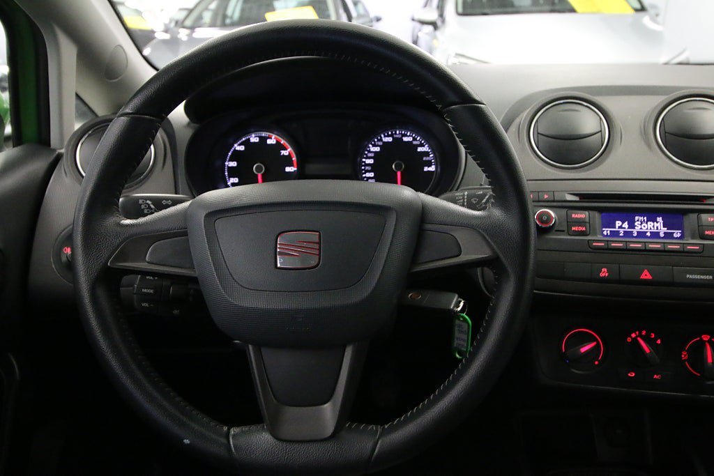 Vehicle Image 15