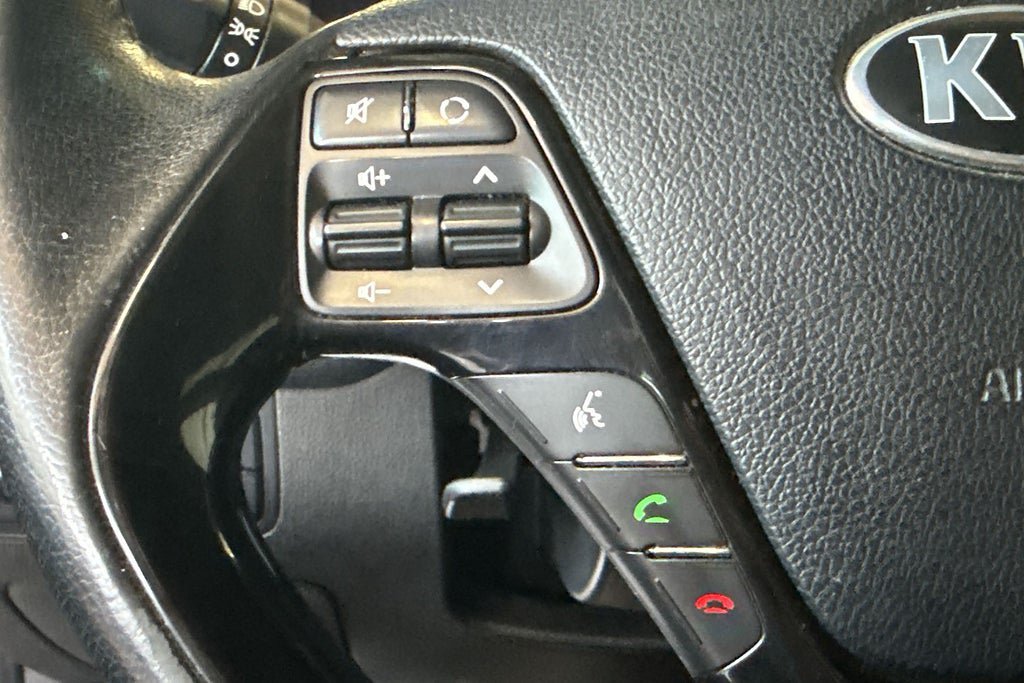 Vehicle Image 27