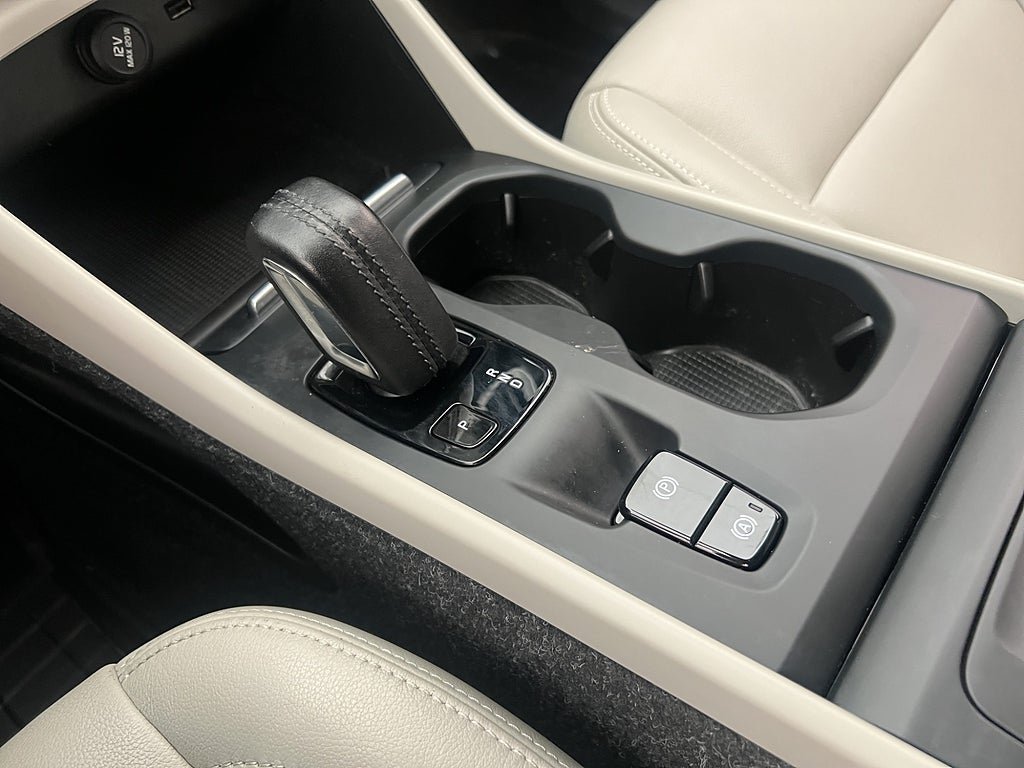 Vehicle Image 26