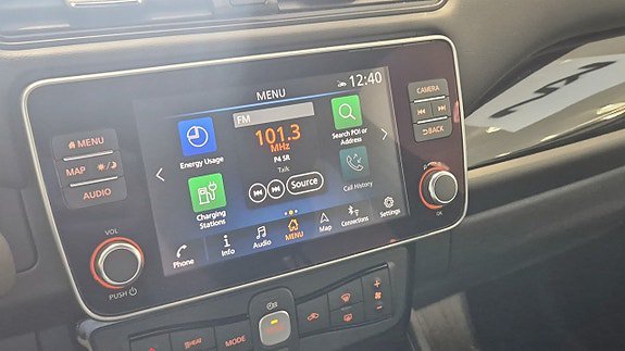 Vehicle Image 12