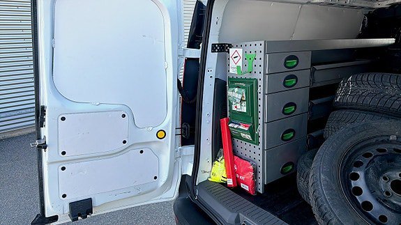 Vehicle Image 5