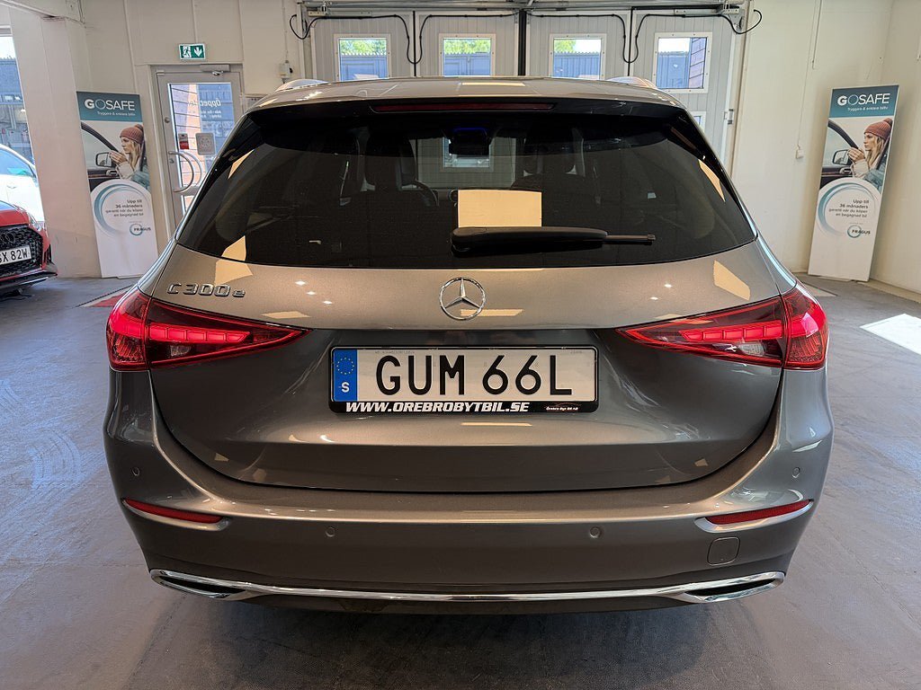 Vehicle Image 28