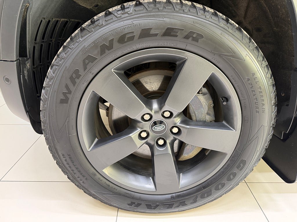 Vehicle Image 7