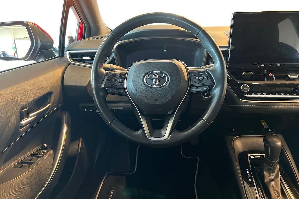 Vehicle Image 15