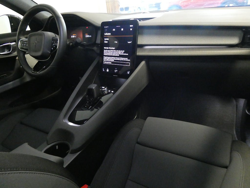Vehicle Image 13