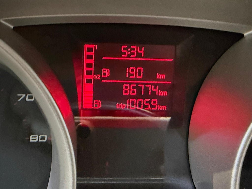 Vehicle Image 10