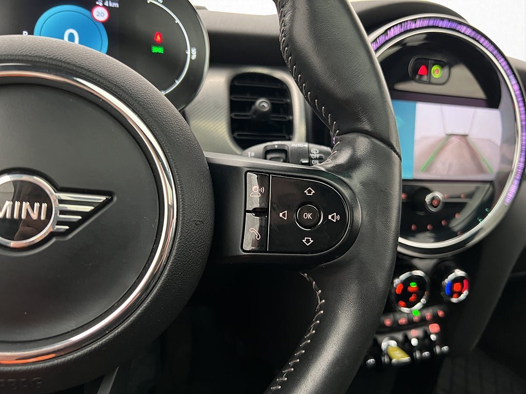 Vehicle Image 28