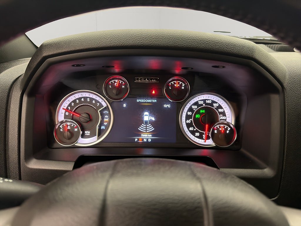 Vehicle Image 19