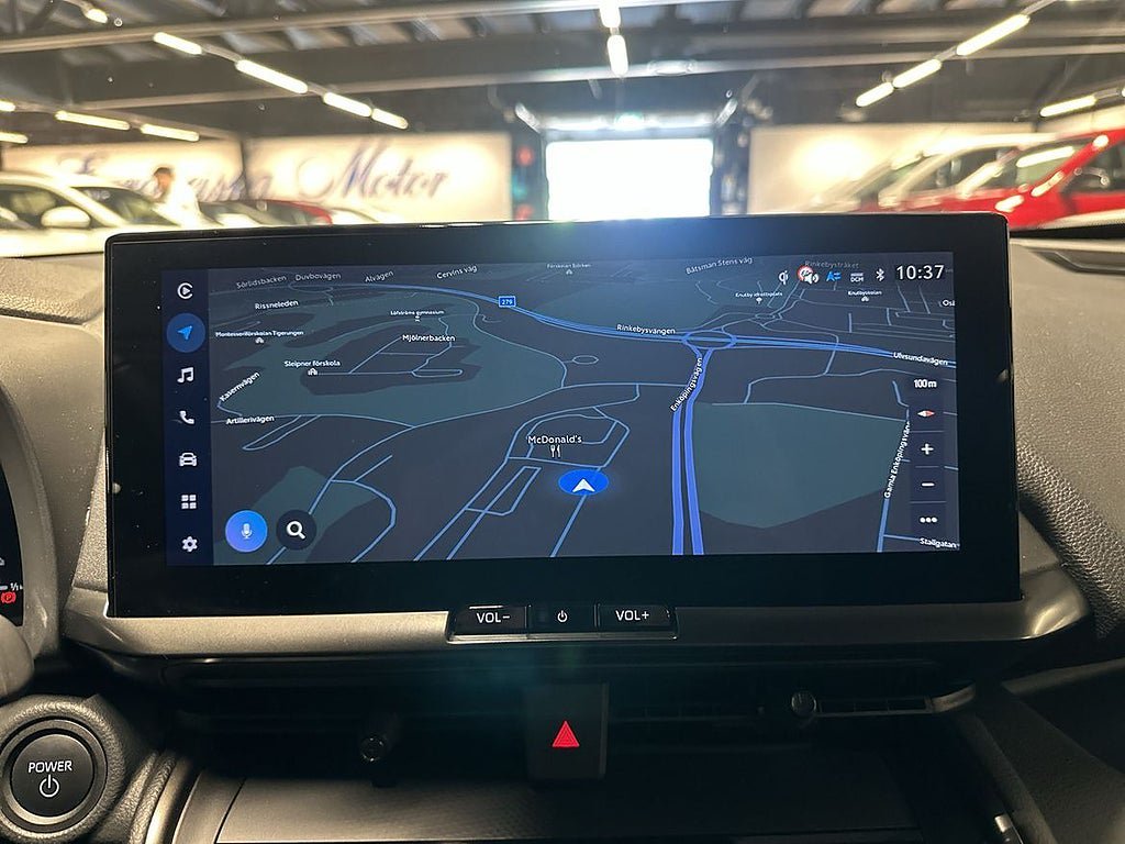 Vehicle Image 11