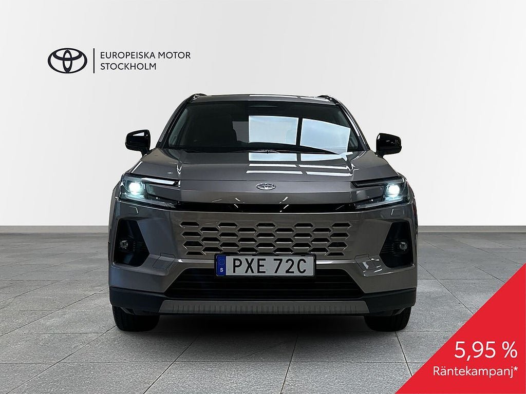 Vehicle Image 10