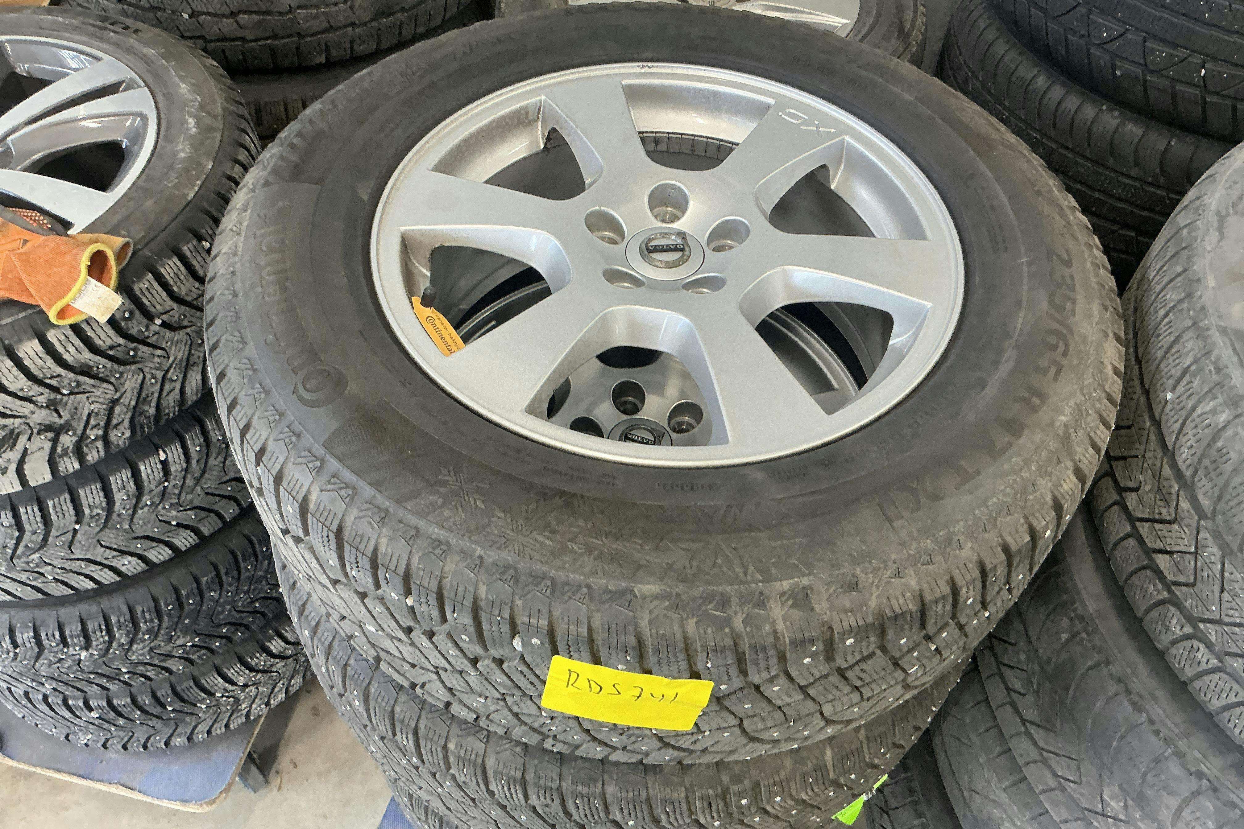 Vehicle Image 15