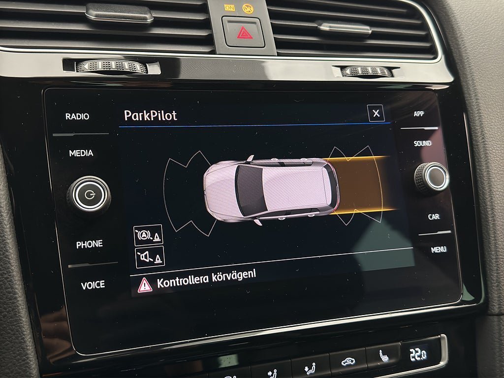 Vehicle Image 18