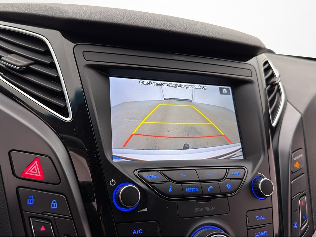 Vehicle Image 13