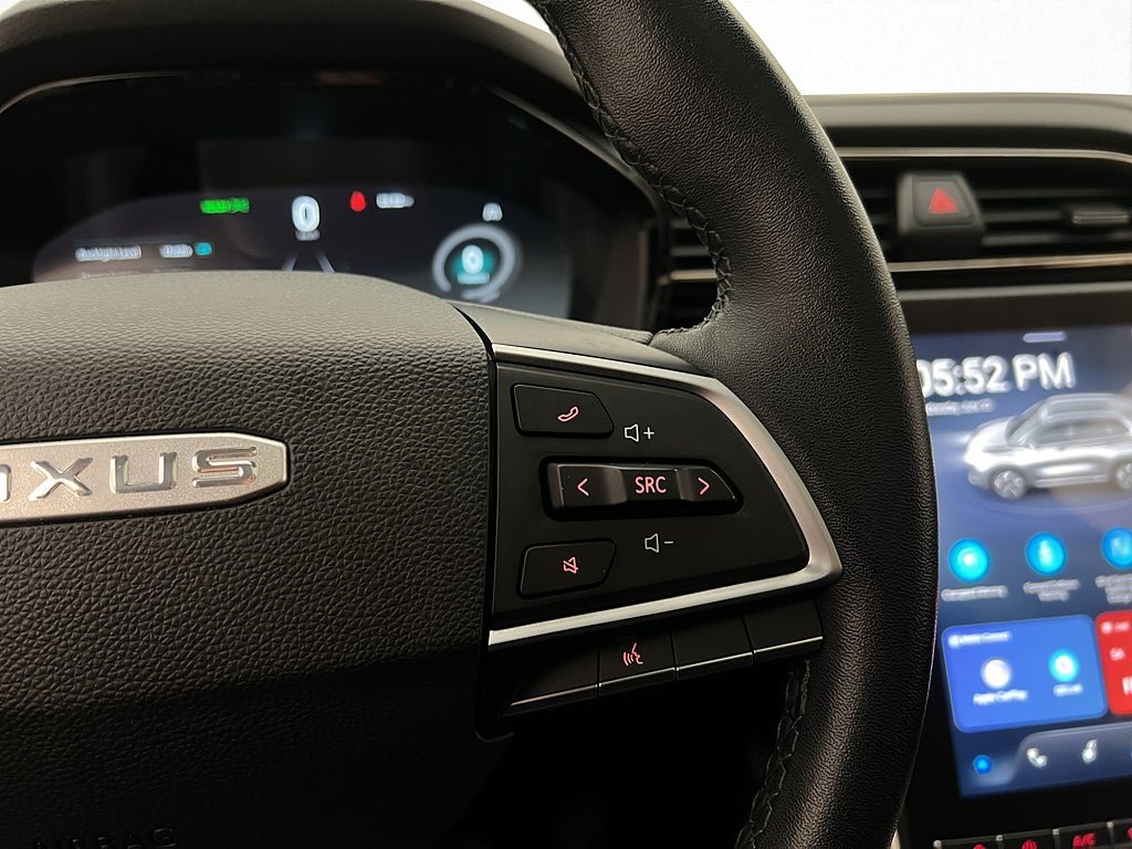 Vehicle Image 18