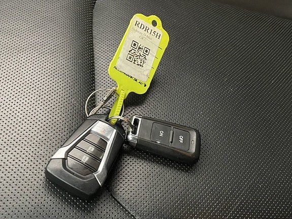 Vehicle Image 19