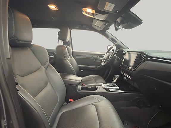 Vehicle Image 30
