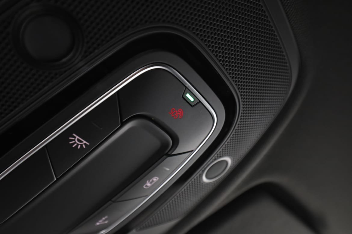Vehicle Image 38