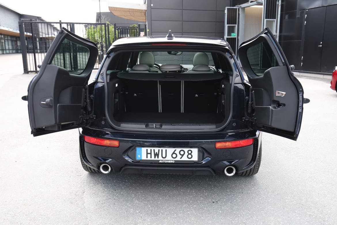 Vehicle Image 17