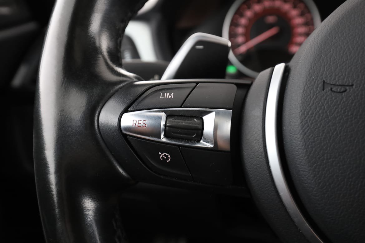 Vehicle Image 33