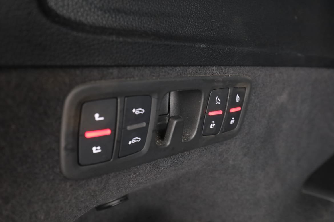 Vehicle Image 45