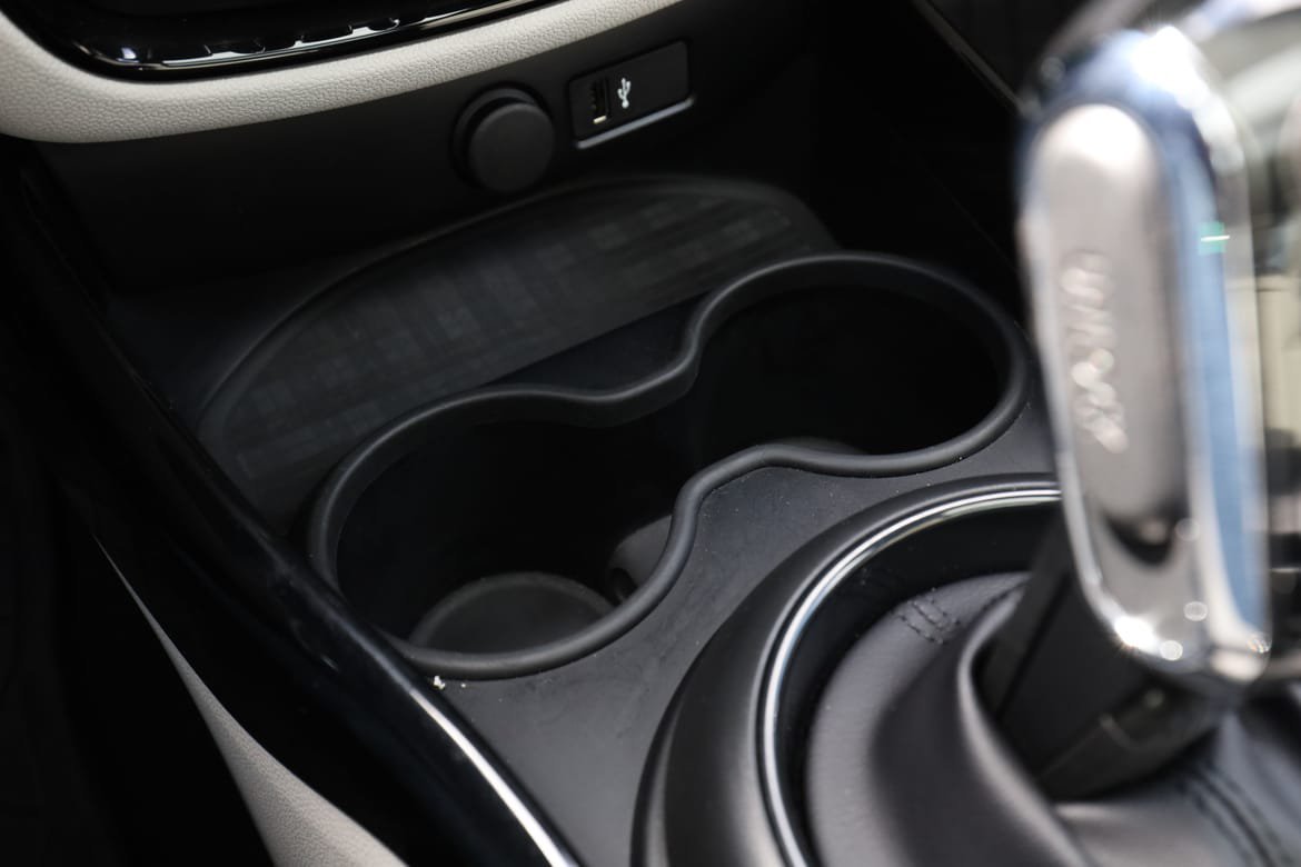 Vehicle Image 30