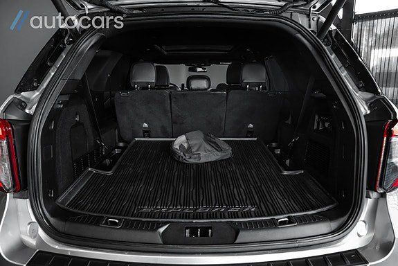 Vehicle Image 38