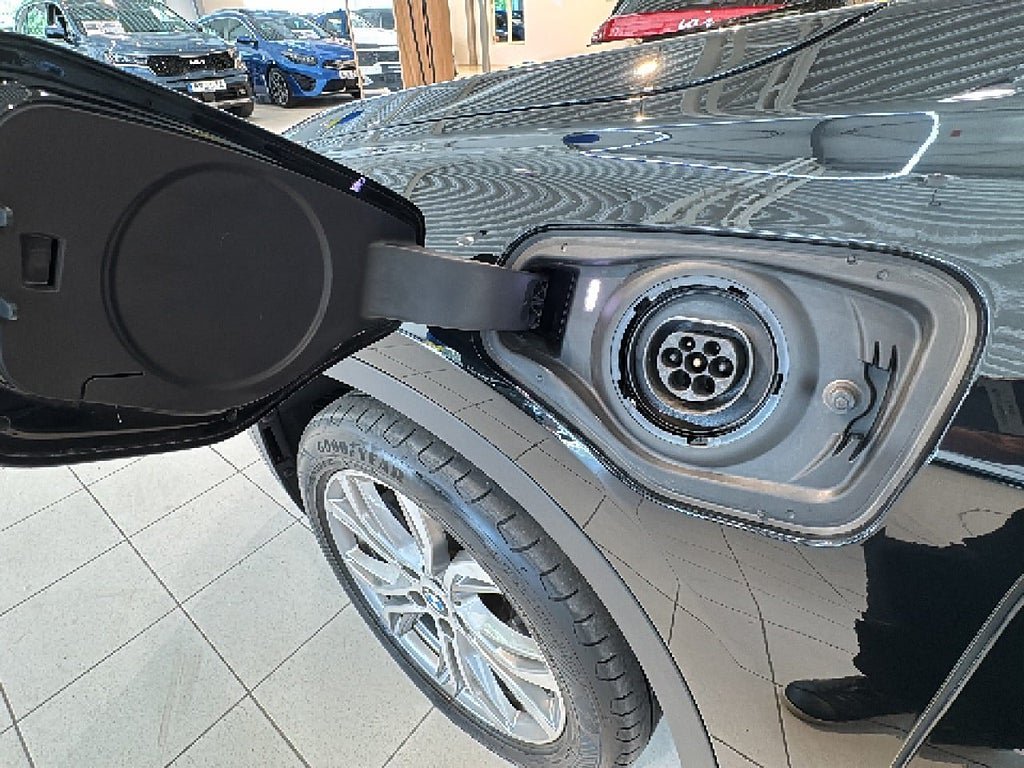 Vehicle Image 27