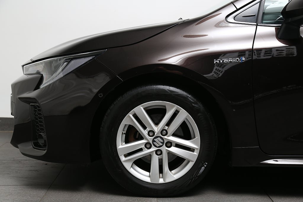 Vehicle Image 8