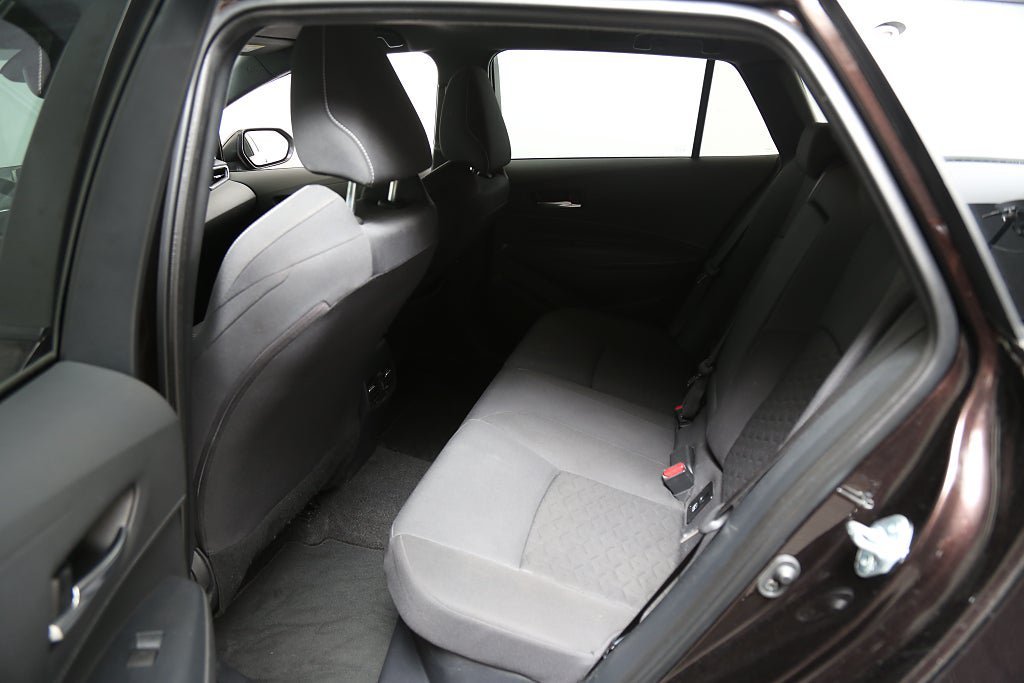 Vehicle Image 22