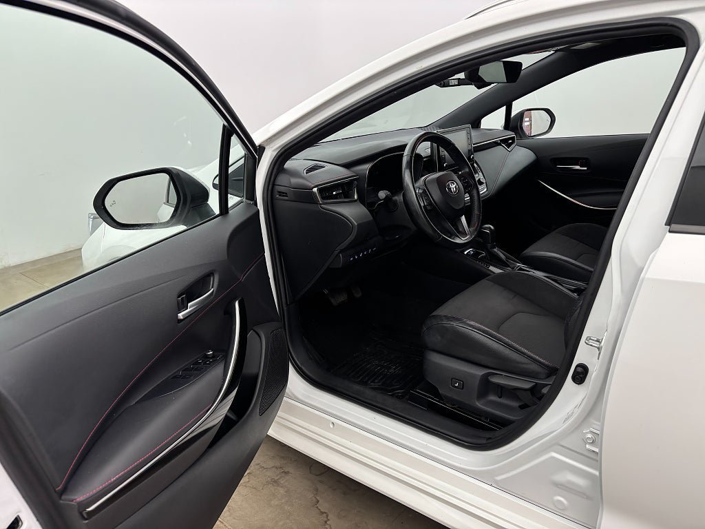 Vehicle Image 13