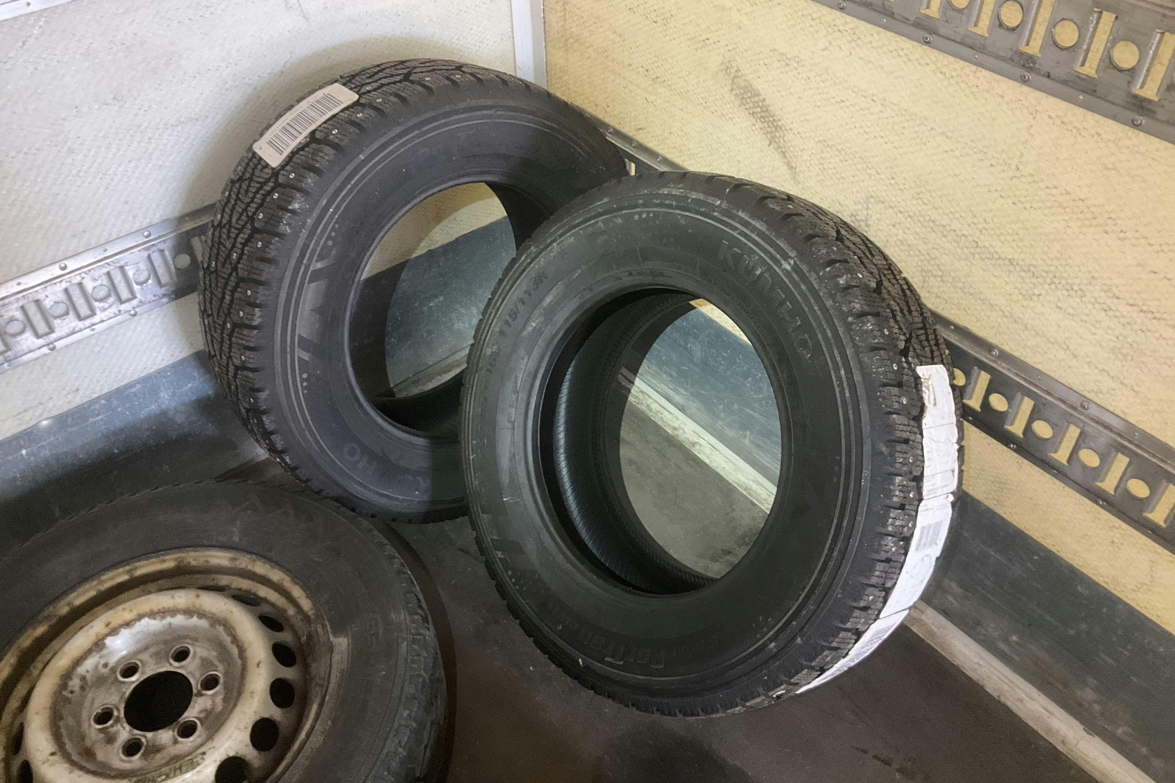 Vehicle Image 13