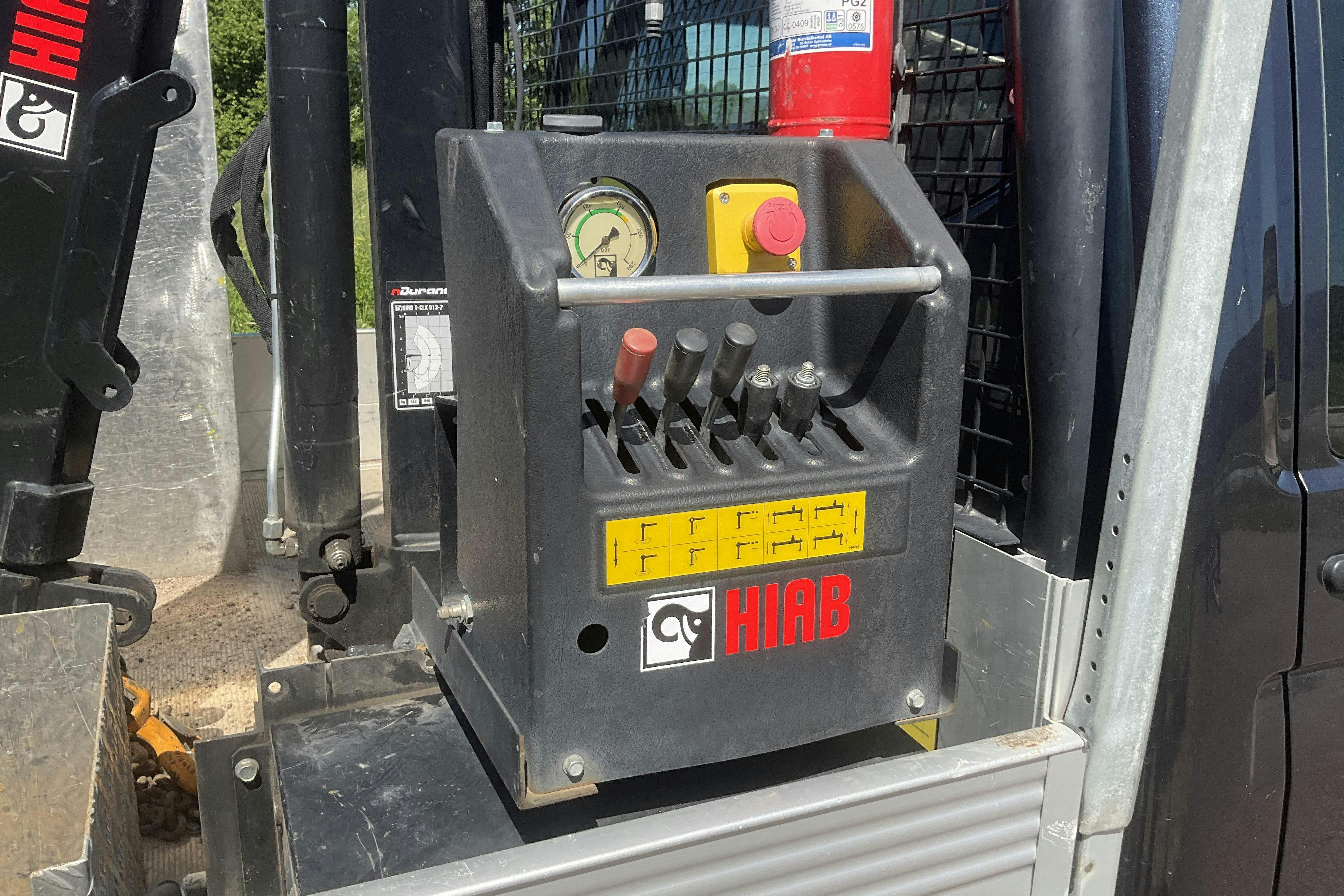 Vehicle Image 15