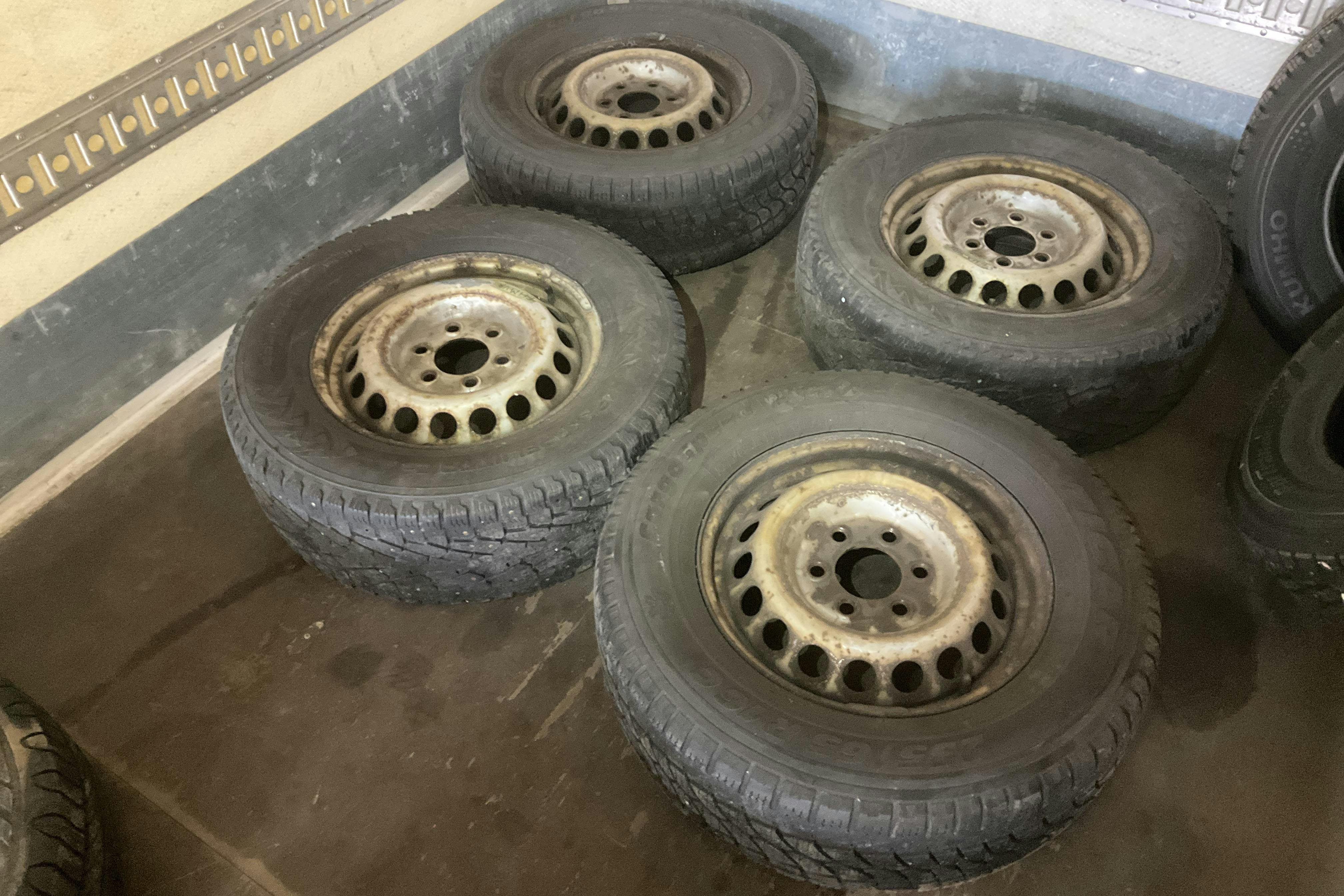 Vehicle Image 14