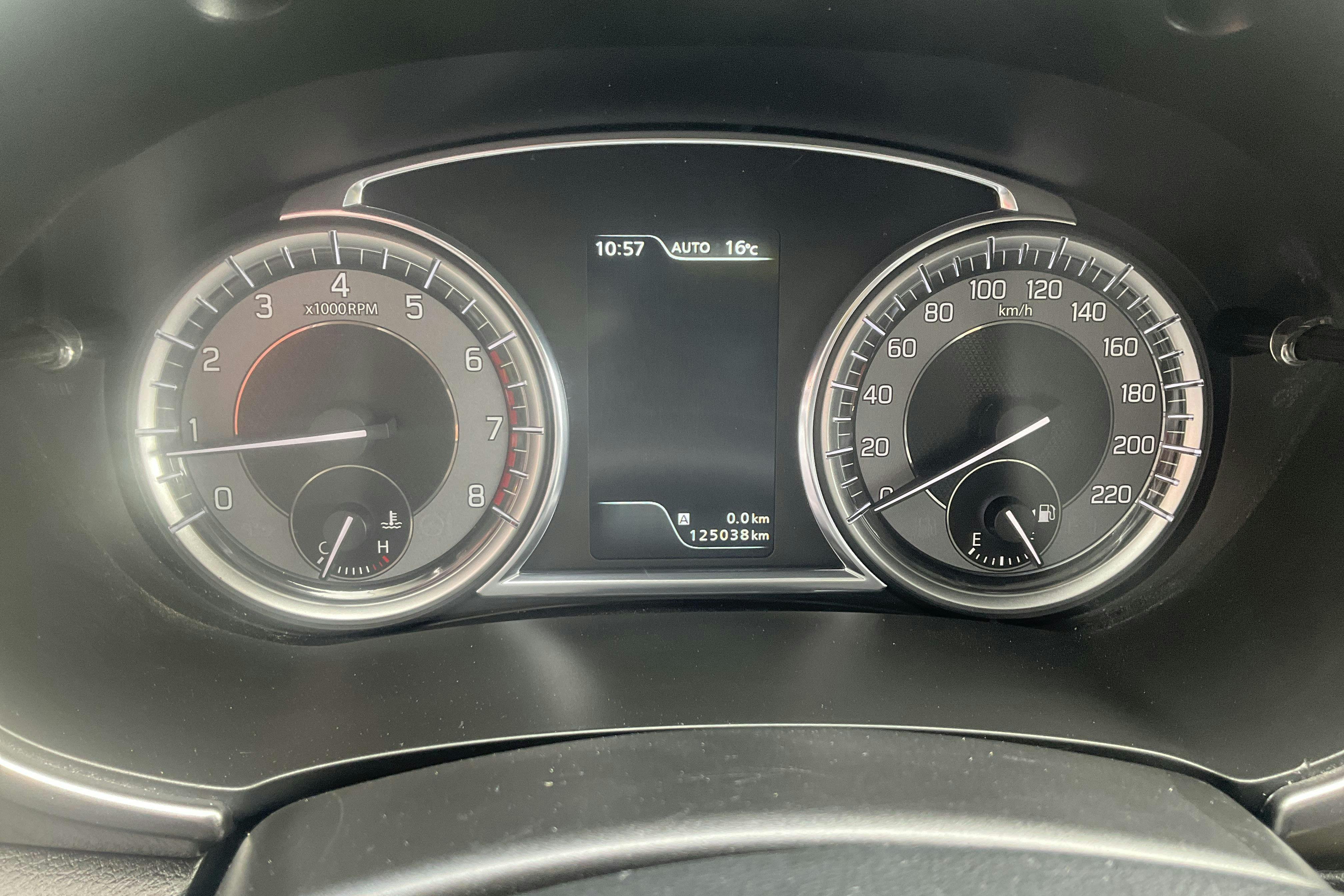 Vehicle Image 10