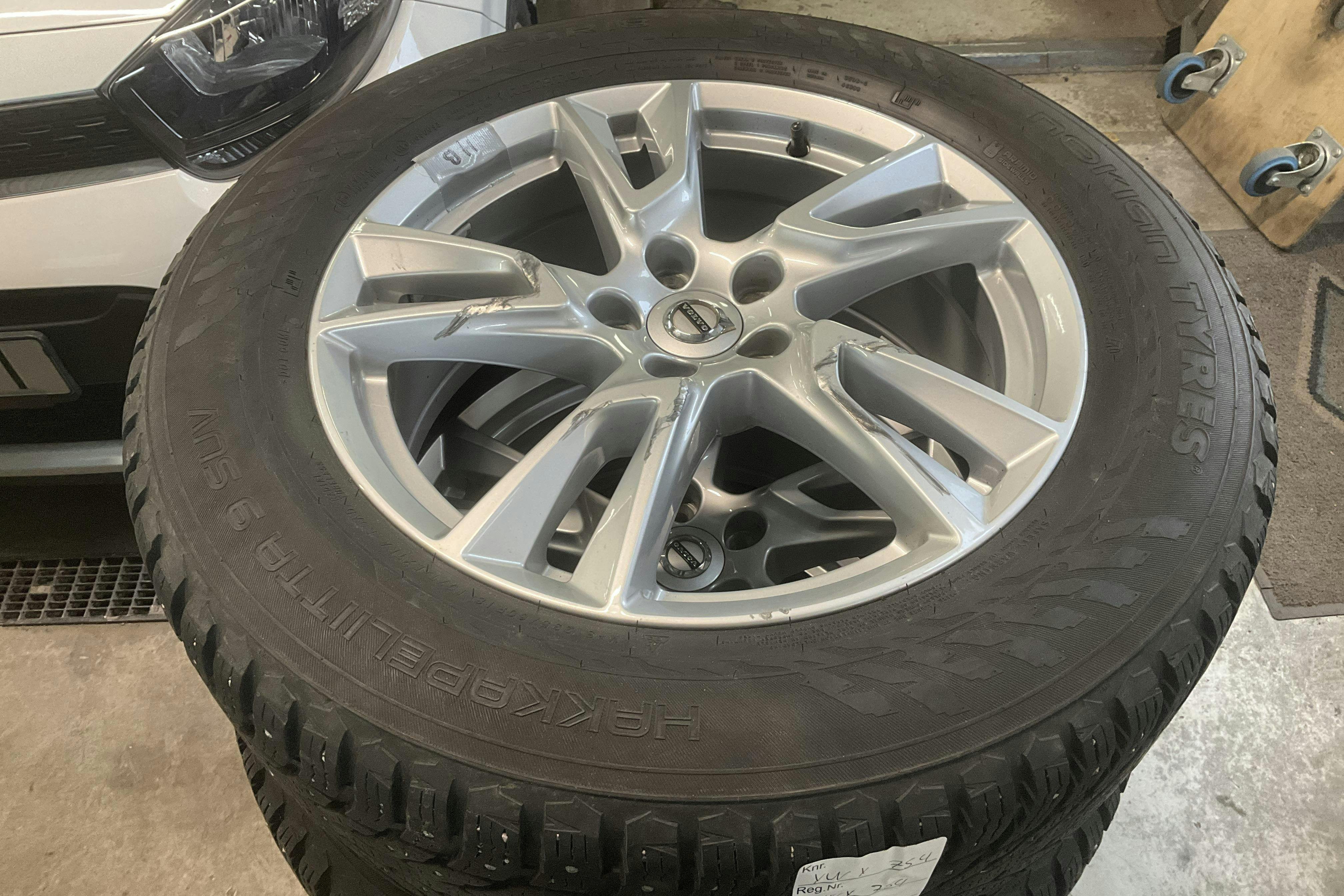 Vehicle Image 14