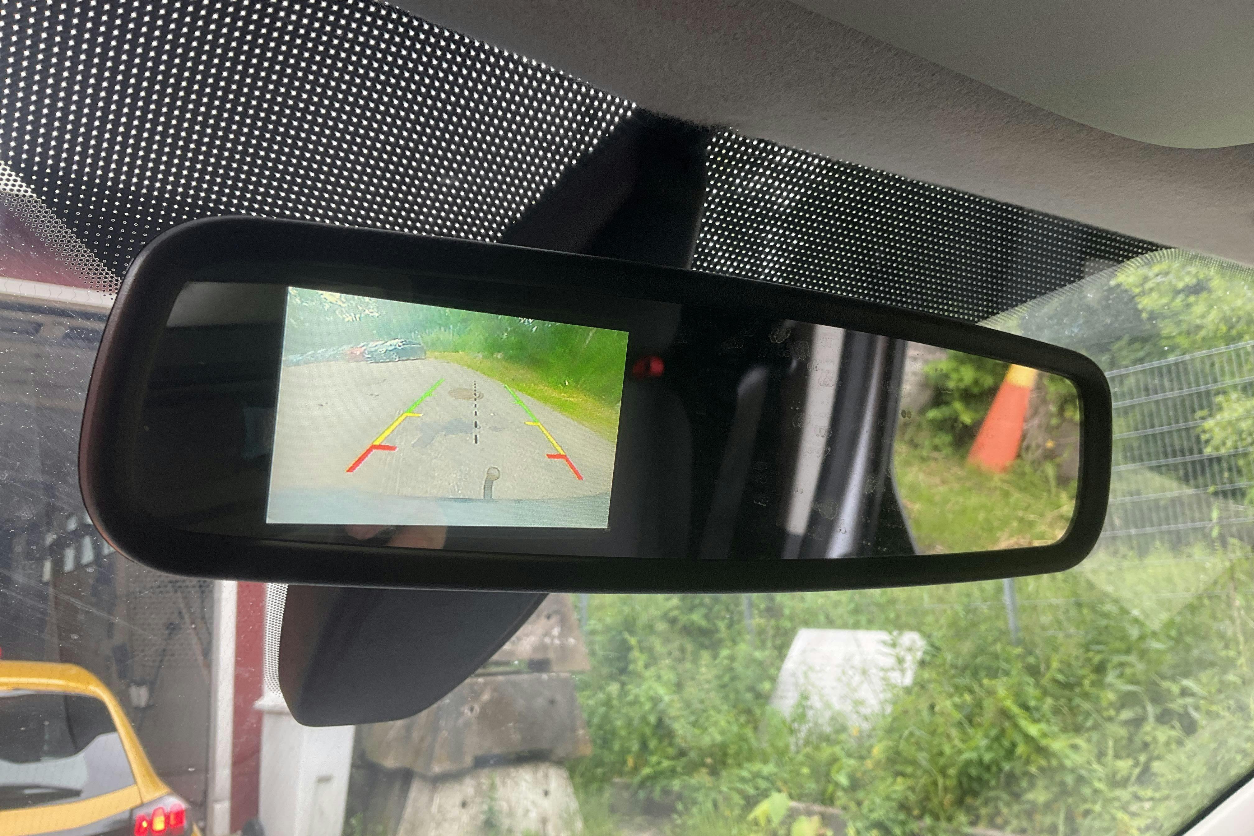 Vehicle Image 11