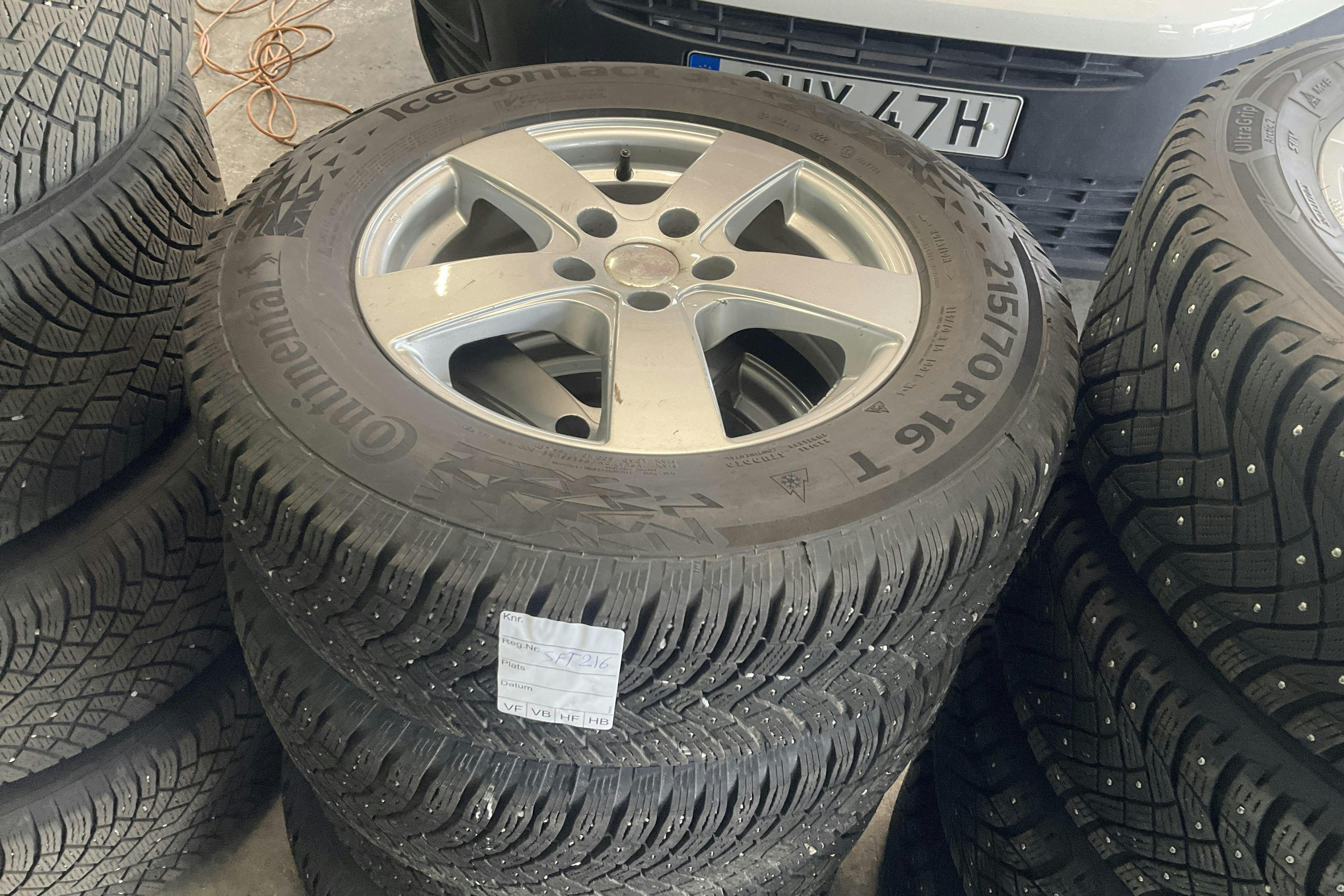 Vehicle Image 15