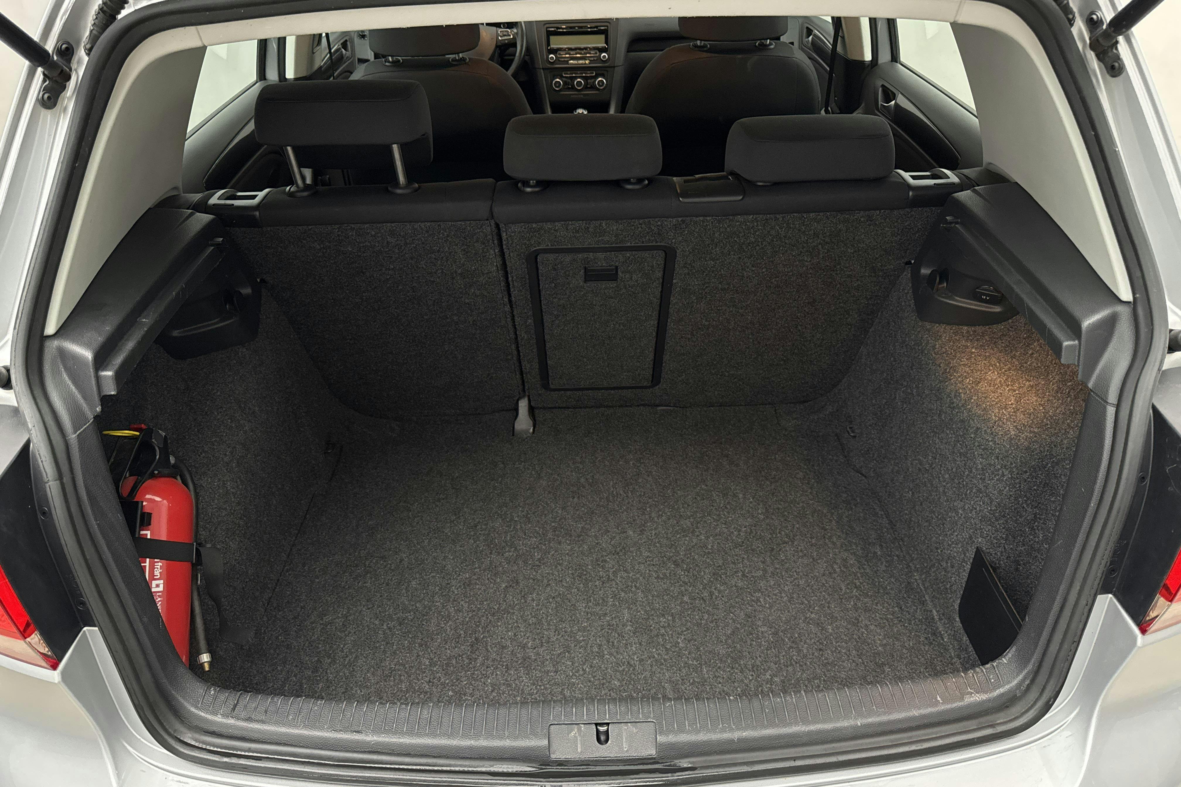 Vehicle Image 9