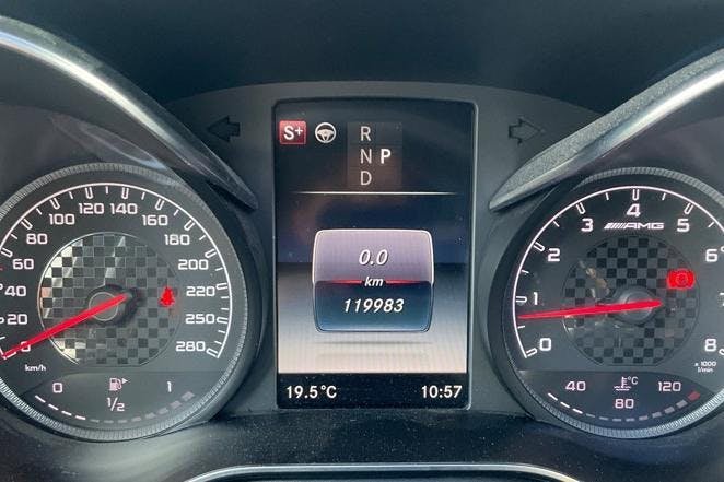 Vehicle Image 10