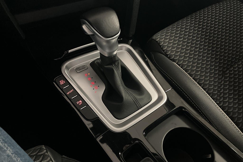 Vehicle Image 13