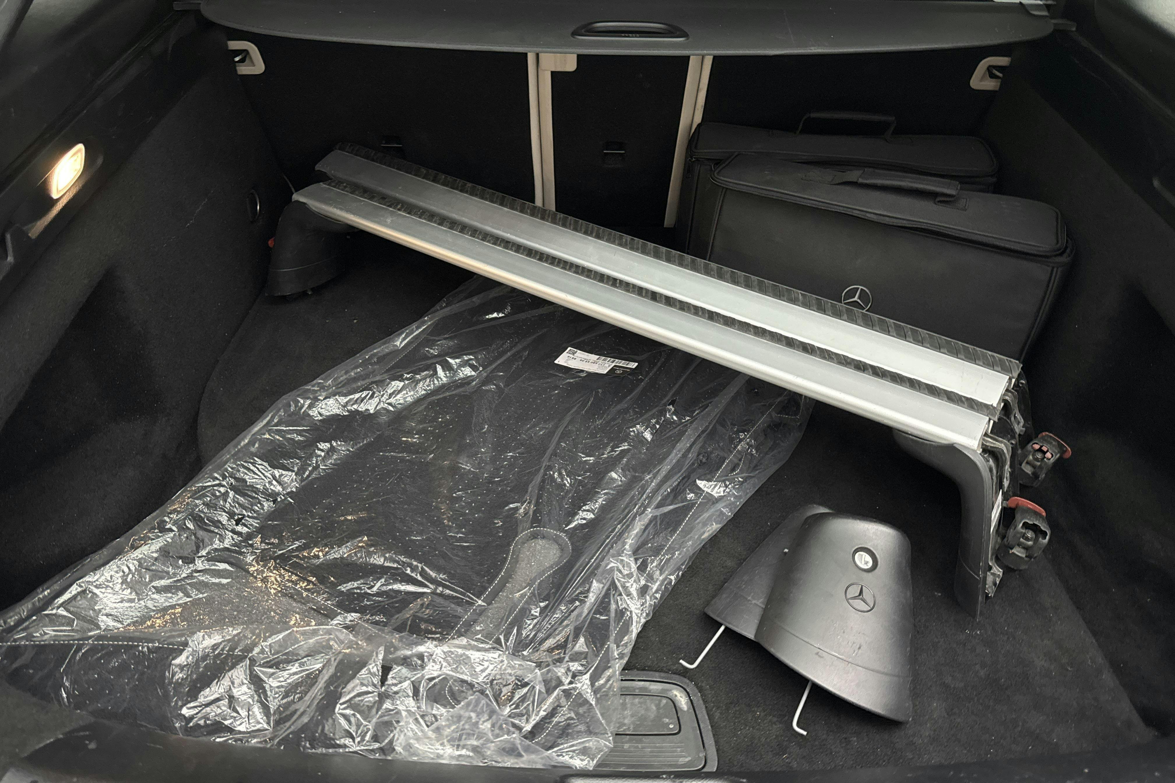 Vehicle Image 19