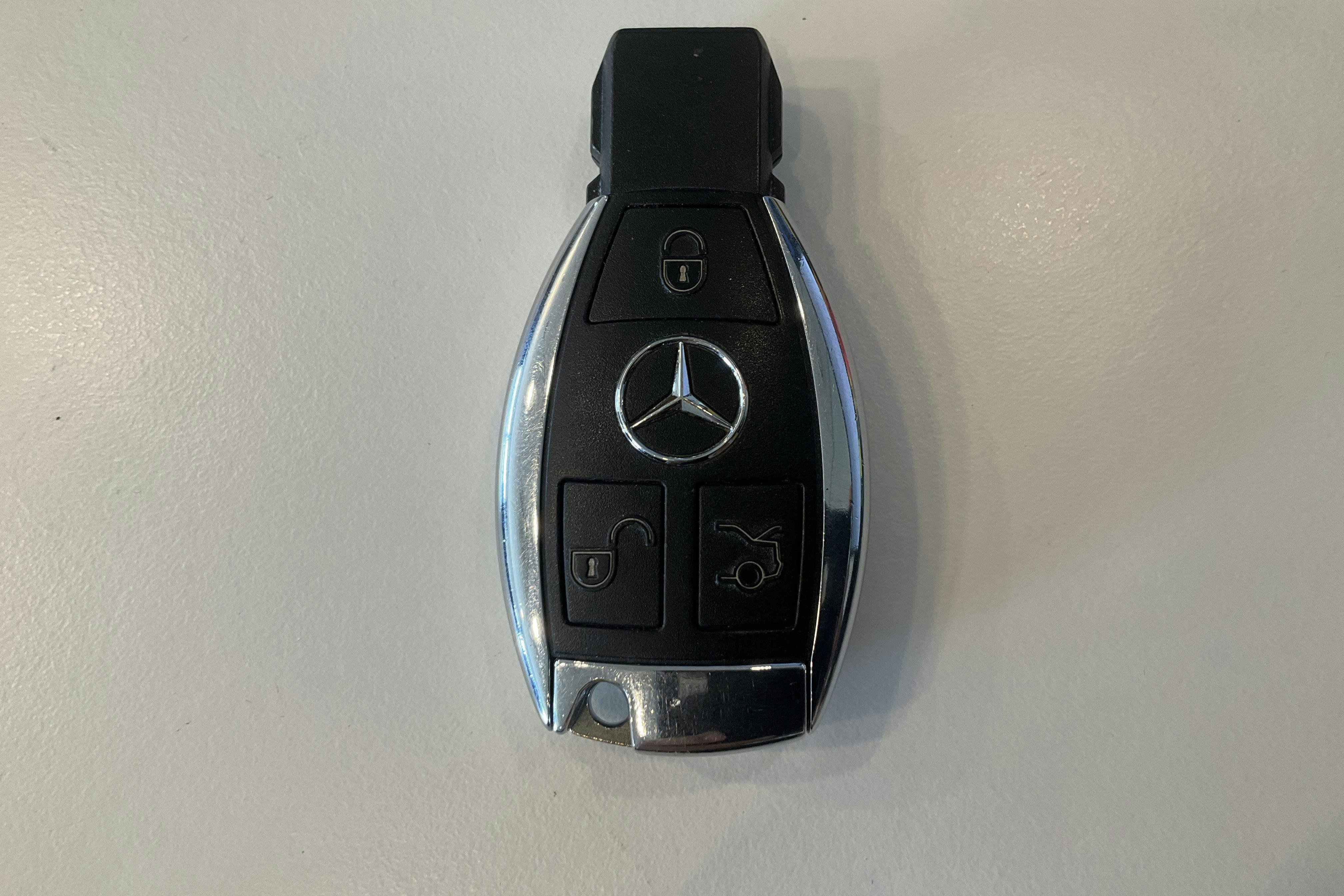 Vehicle Image 23