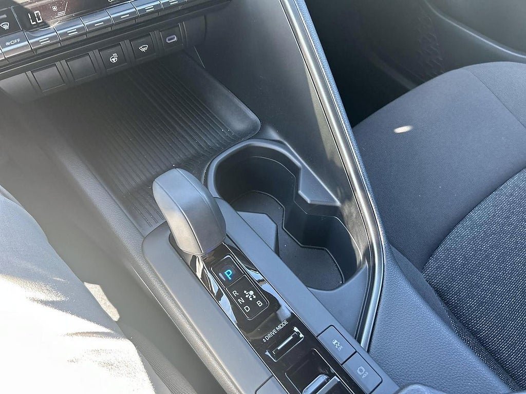 Vehicle Image 17