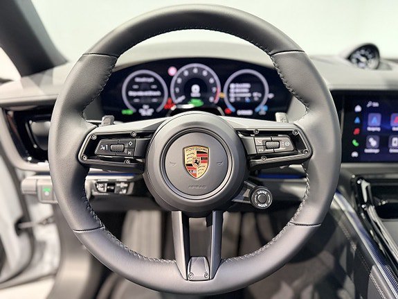 Vehicle Image 23