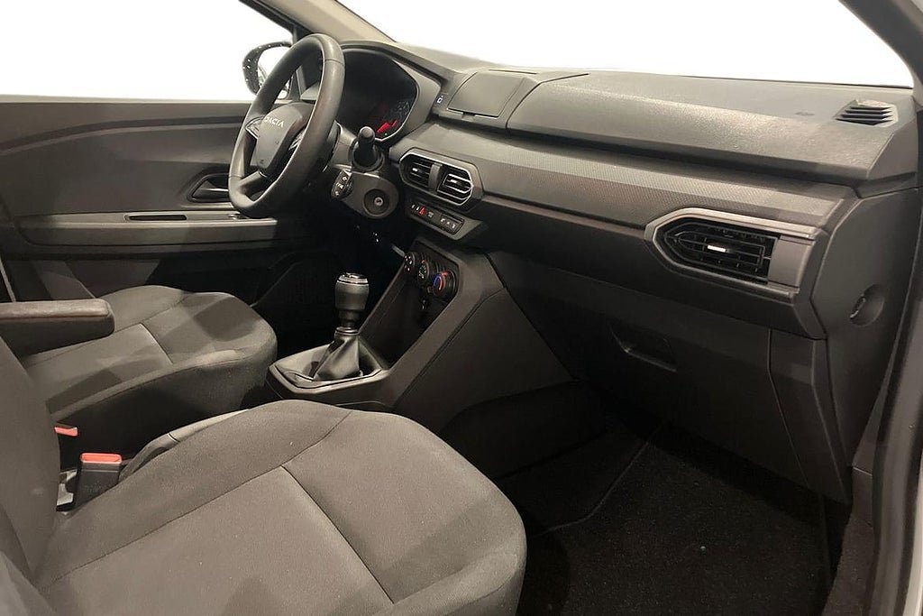 Vehicle Image 19